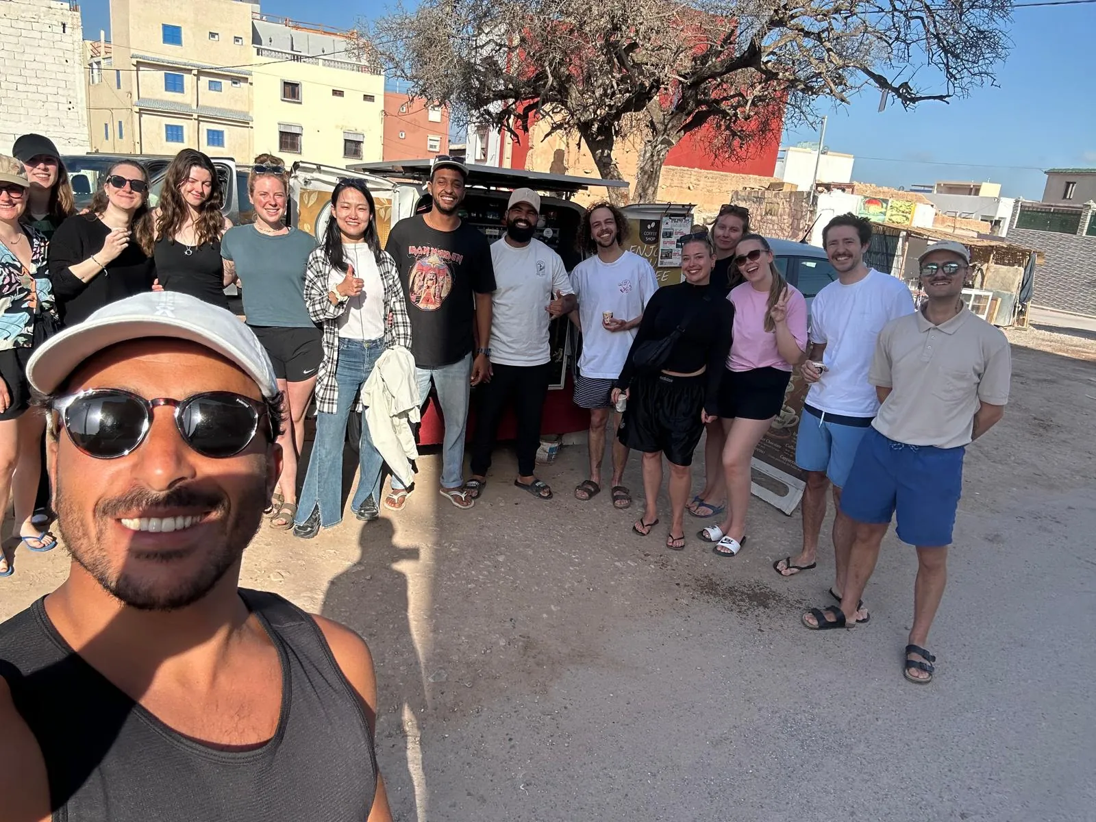 Über Hassan · 3